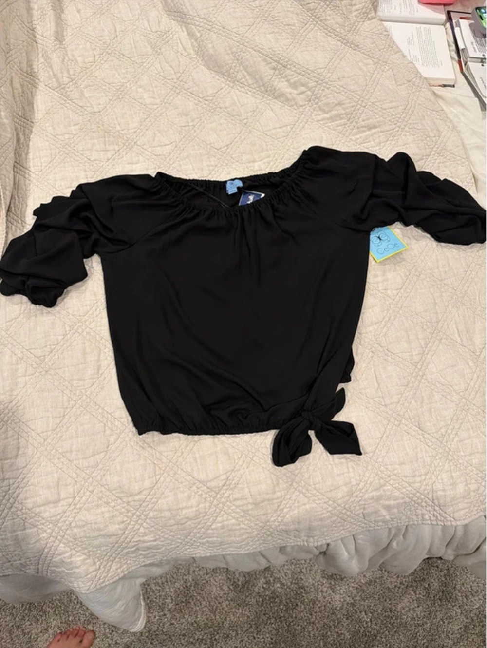 CeCe Black Ruffle Blouse/Top